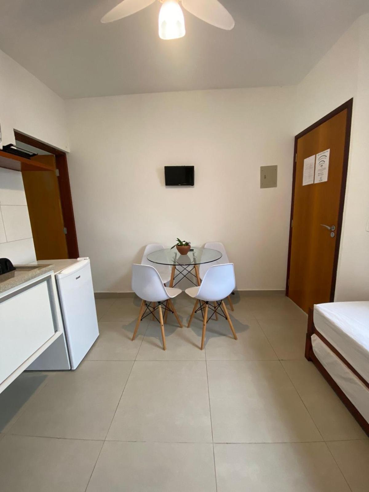 Vila Lorenzi & Apartamentos Ubatuba Extérieur photo